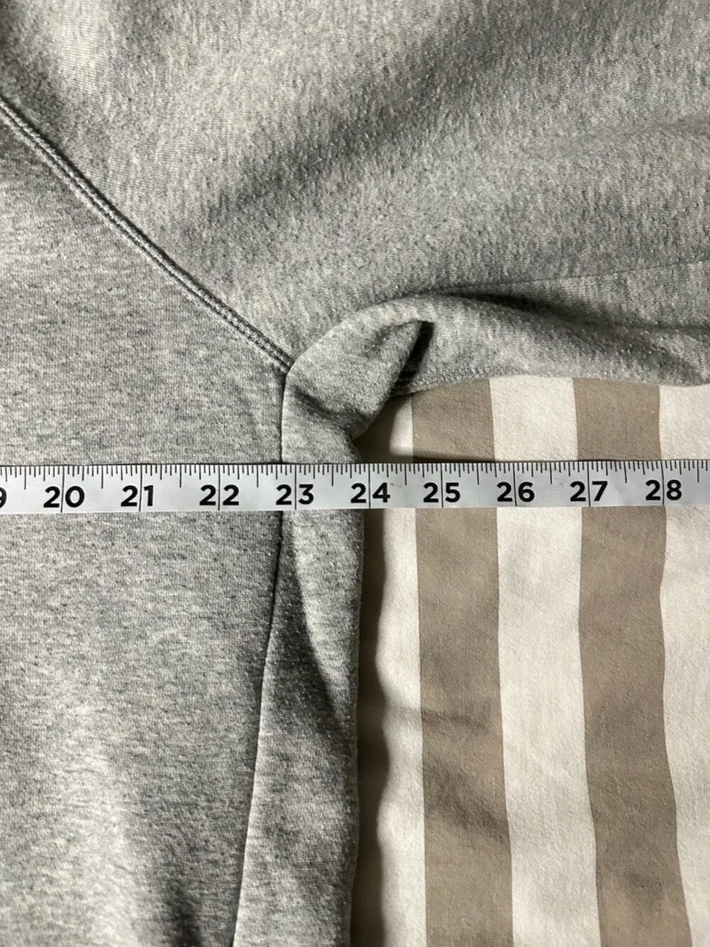 Jordan Embroidered Full Zip Up Hoodie in Grey Size XL
